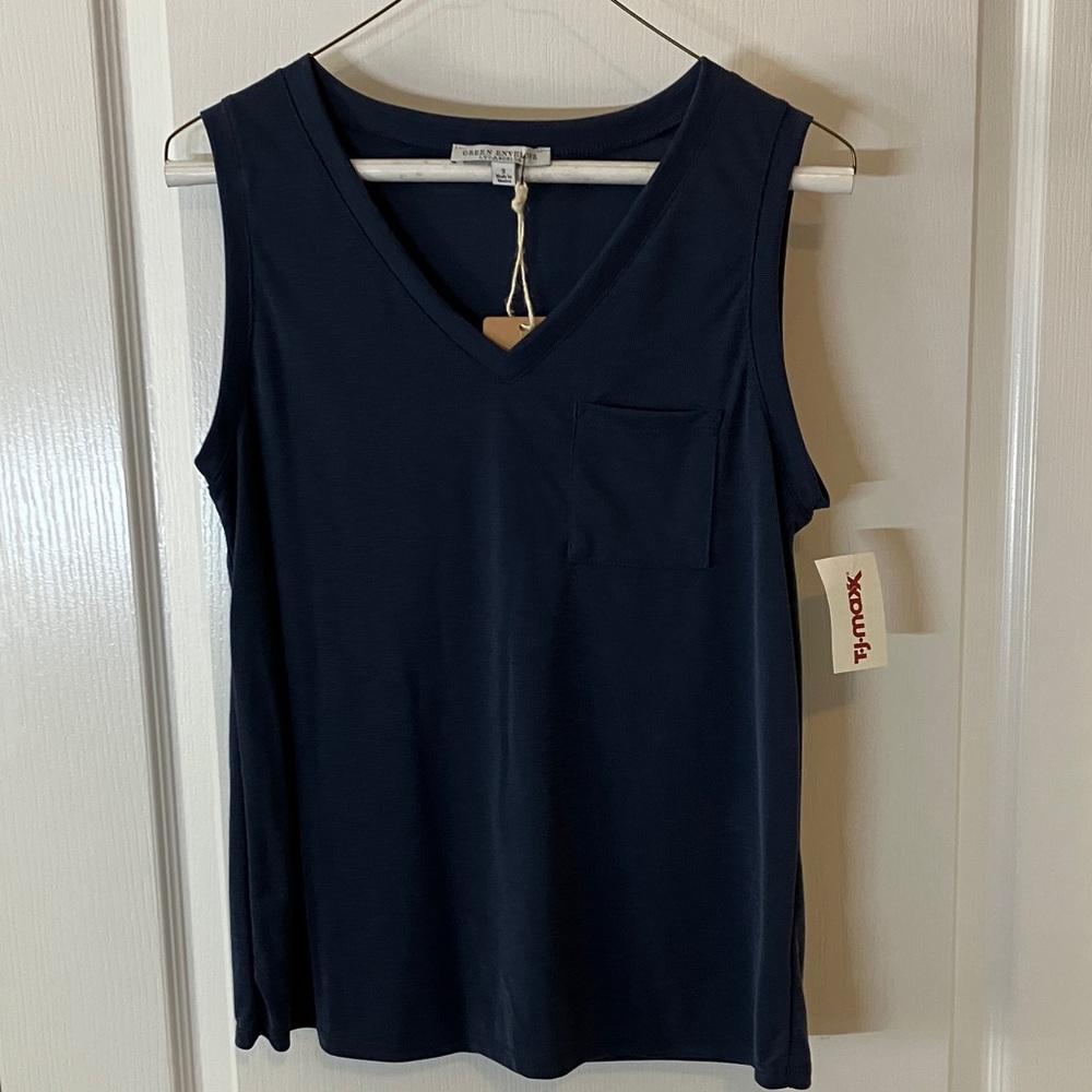“Green envelope” brand knit top Small
